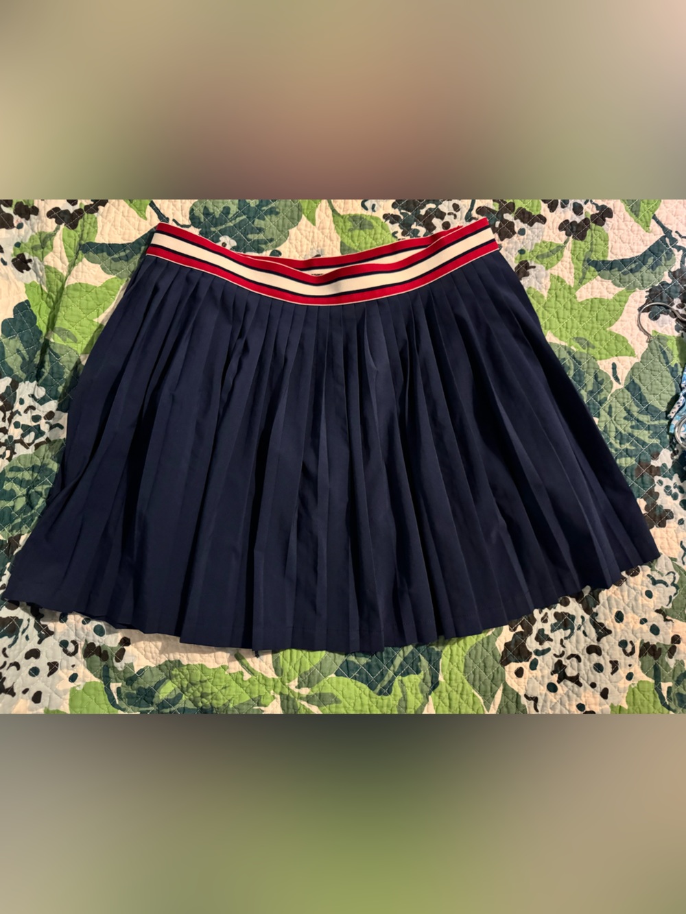 Lilly Pulitzer Luxletic Navy Pleated Skort with Striped Waistband - Picture 2 of 6